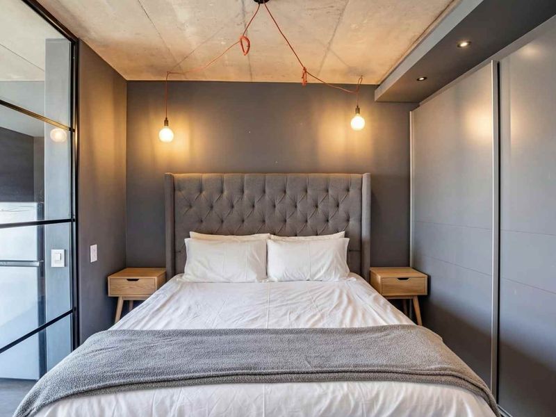 Unfurnished | Available Immediately - Photo 2