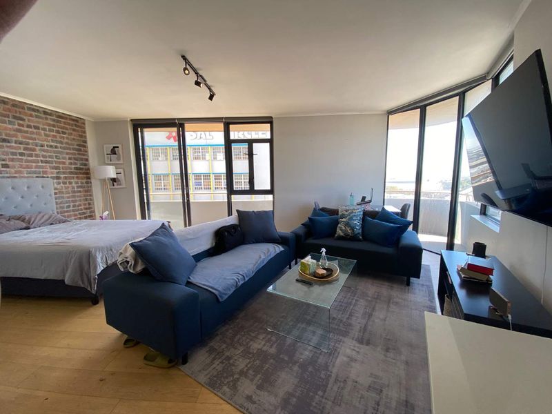 Where Lifestyle Meets Smart Returns - Photo 8