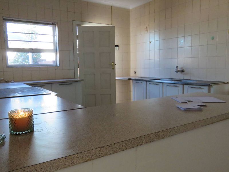 Secure Cluster Living with Space, Comfort and Low Levies - Photo 8