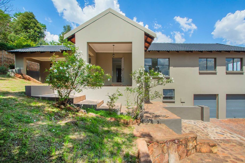 Overview of front of home