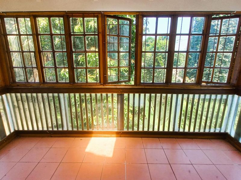FOR RENT  |  FIELDS HILL  |  KLOOF  |  2 BEDROOM HOUSE - Photo 7