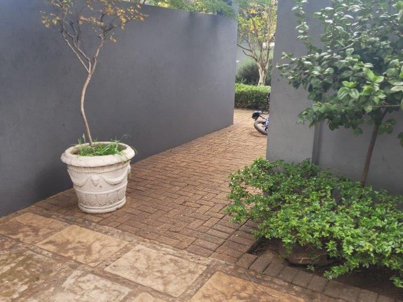 4 Bedroom House For Sale in Vanderbijlpark SW1 - Photo 8