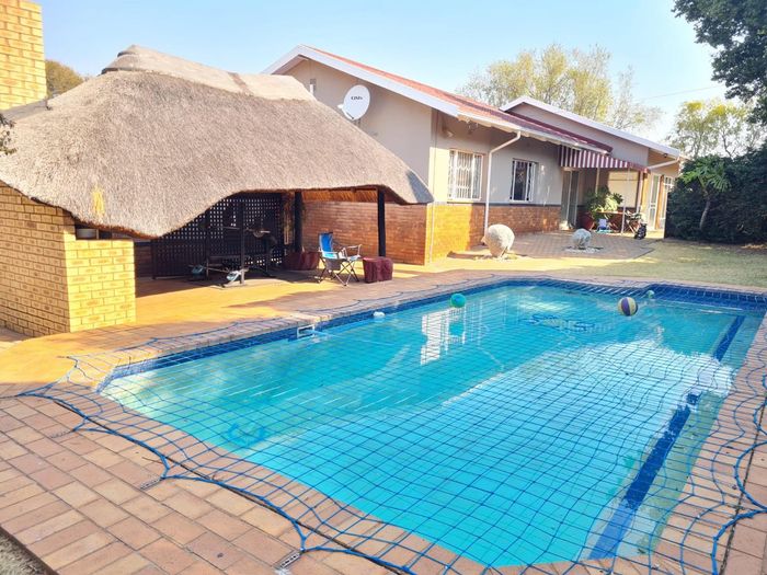 Property #1970981, House Pending Sale in Lyttelton Manor