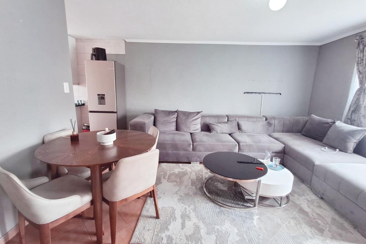 Schedule Your Viewing: Don't Miss Out - Photo 2