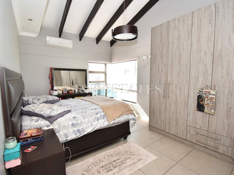 2-Storey Family House - Photo 7
