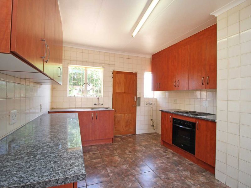 Secure, Stylish & Spacious – Your Ideal Standalone Home Awaits! - Photo 6