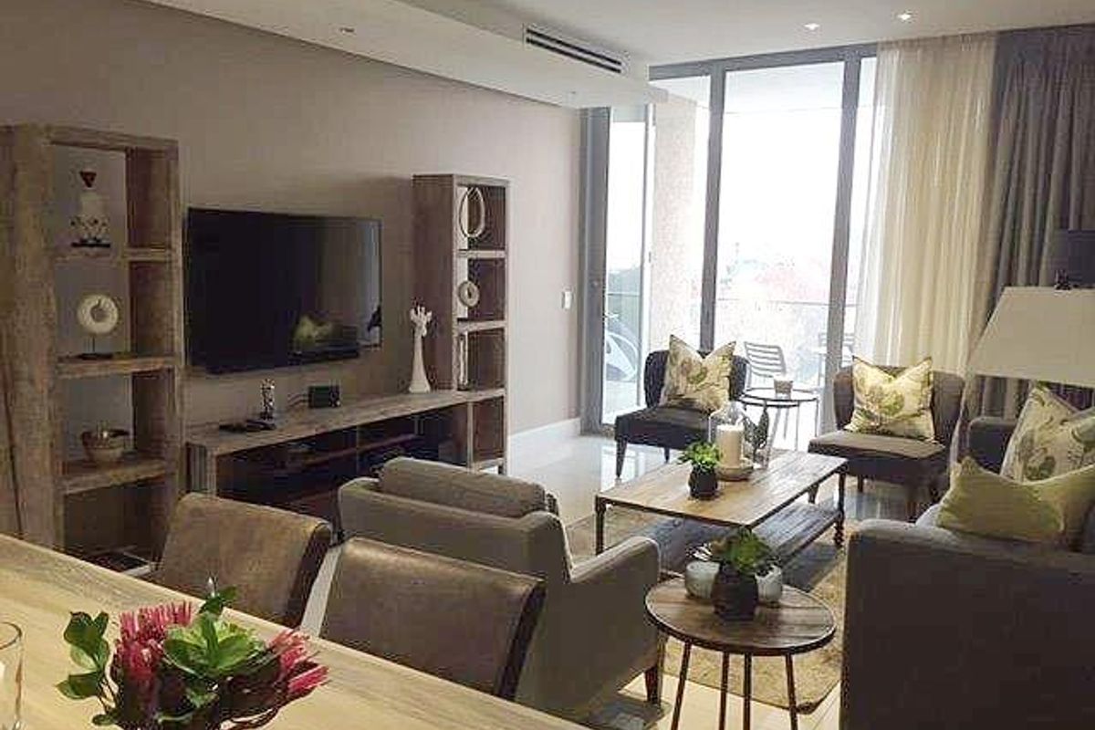STUNNING EXECUTIVE FURNISHED 2 BED APARTMENT SANDOWN - Photo 4