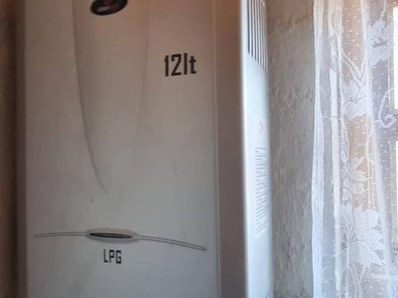 Starter or retirement farm home Kransneus 37km from Windhoek - Photo 4