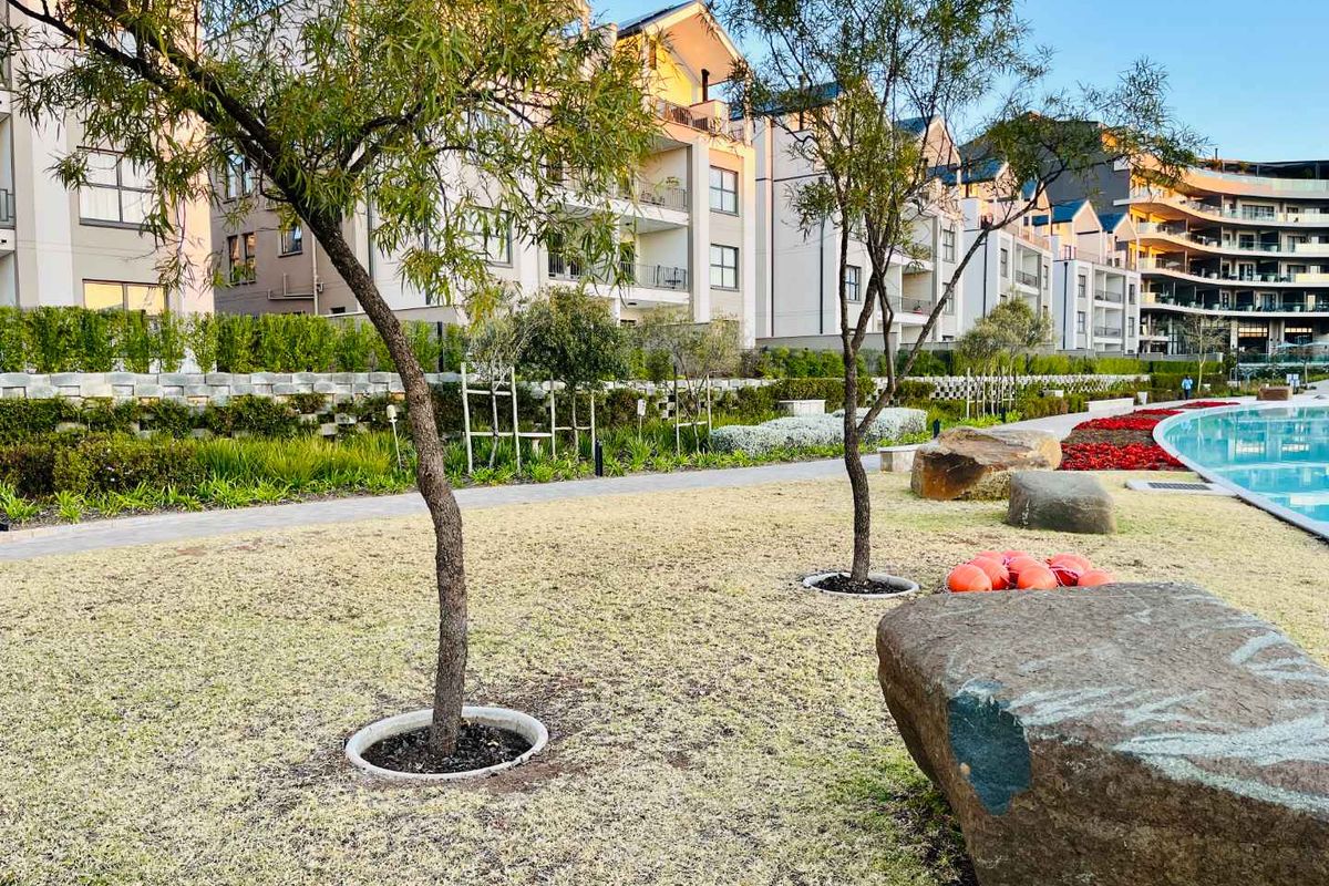 Luxury 1 bedroom apartment for sale at Munyaka Estate, Waterfall - Photo 2