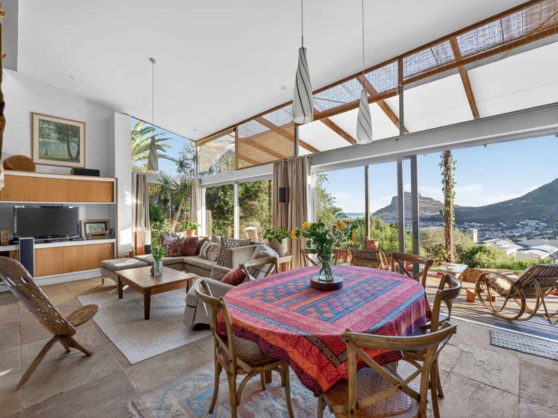 LET THE SUNSHINE IN – Berg-en-Dal Private Estate Villa - Photo 7