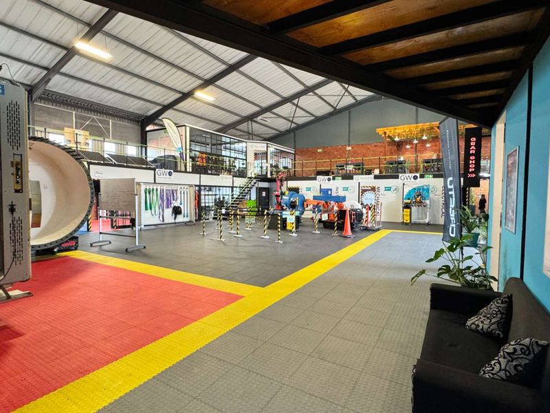 Planning ahead? Warehouse available from 1 Feb 2027! - Photo 3