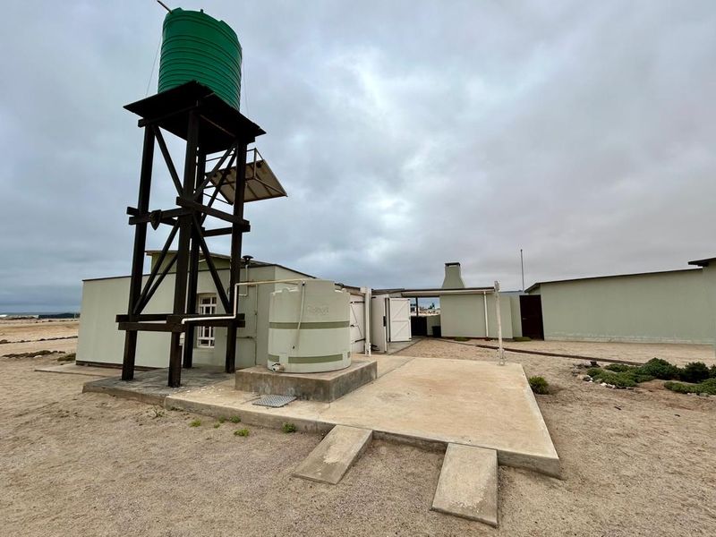 Wlotzka Beach house with Land Rover for sale! - Photo 9