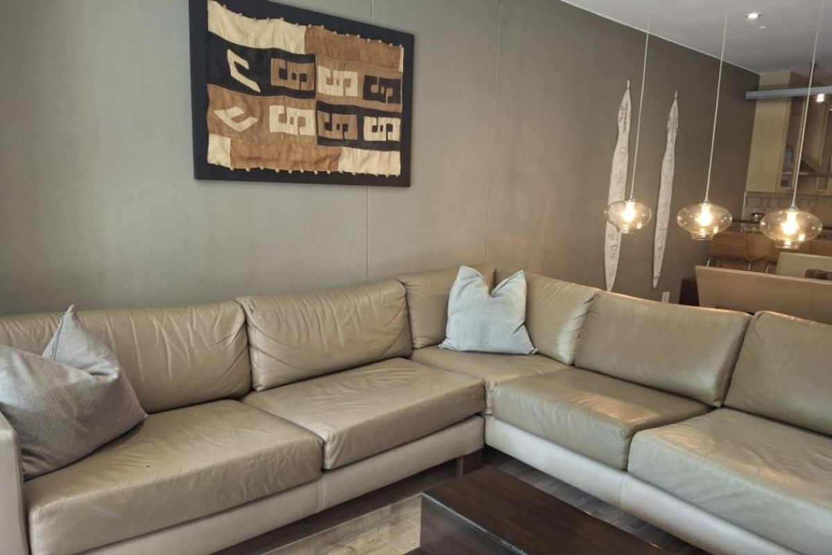 A BEAUTIFULLY FURNISHED TWO BEDROOM APARTMENT - Photo 4