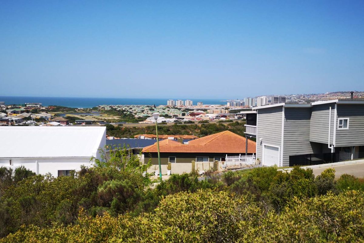 Vacant land for sale with sea views. - Photo 2