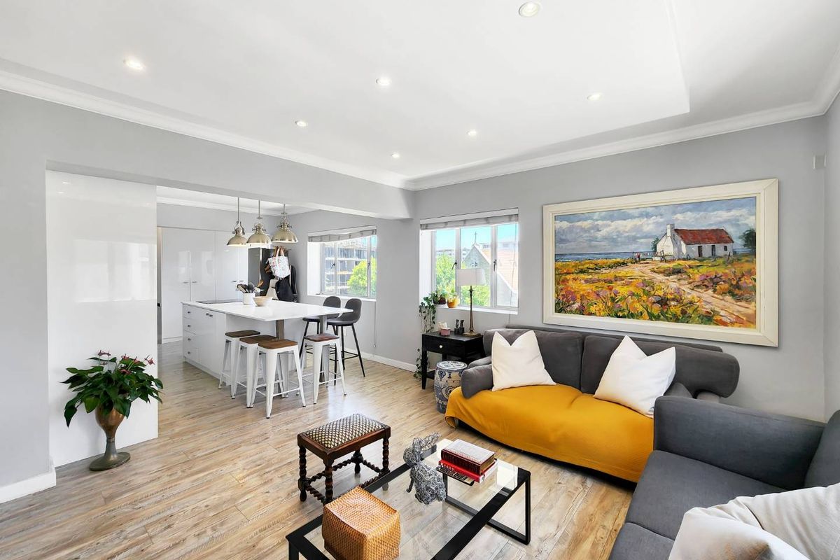 Spacious, comfortable 3 bedroom apartment - Photo 2