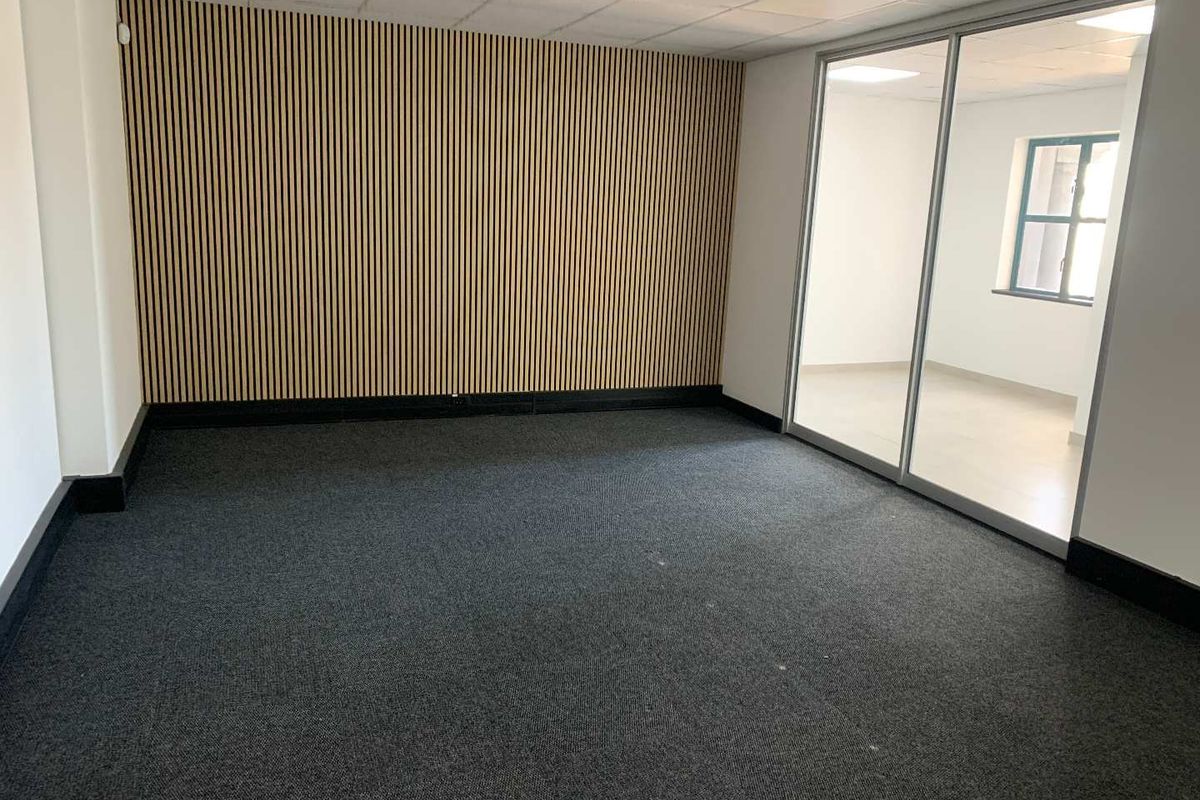 A-Grade Office Space To Let at Sunninghill Place, Sunninghill - Photo 4
