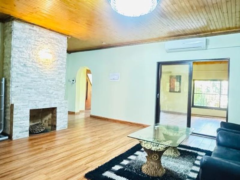 MODERN, WELL-MAINTAINED 5 BEDROOM HOUSE TO LET IN EROS, CLOSE TO AMENITIES!! - Photo 6