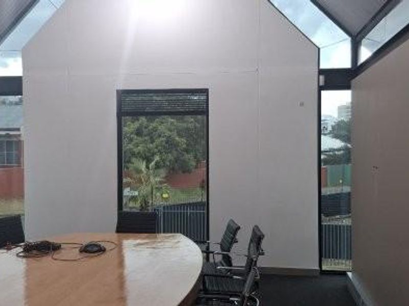 A-Grade Office To Let - Photo 6