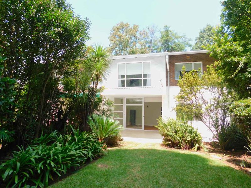 2-Bedroom Duplex Townhouse in Sandton - Photo 6