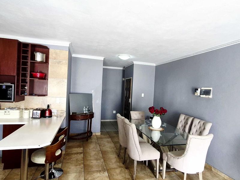 2 BEDS , 2 BATHS APARTMENT FOR SALE IN NORKEM PARK - Photo 2