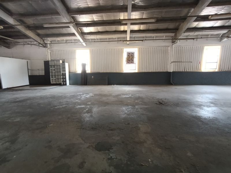 WAREHOUSE TO LET – IVY PARK, PINETOWN 617m2 | SUPERLINK ACCESS - Photo 10