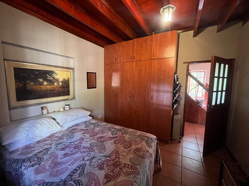 3-Bedroom Double-Storey Family Home with Separate 2-Bedroom Flat - Photo 7