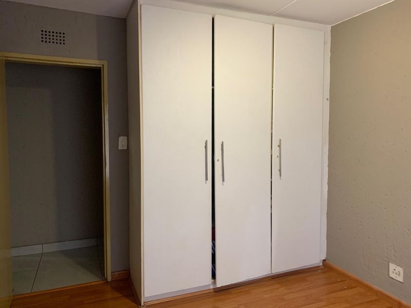 Stunning 3-Bedroom Apartment for Sale in Winchester Hills - Photo 8