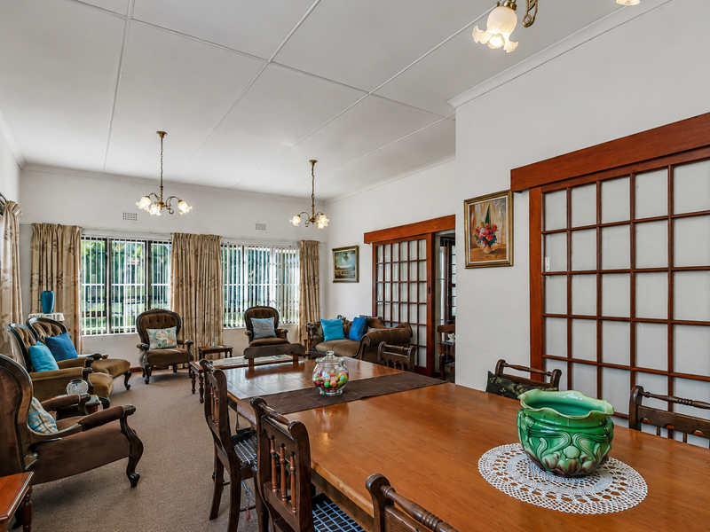 Dual living located in a quiet Cul-de-sac - Photo 6