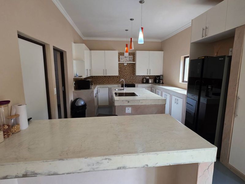 4 BEDROOM HOME TO RENT IN ESTATE D AFRIQUE 1st May 2026 - Photo 7