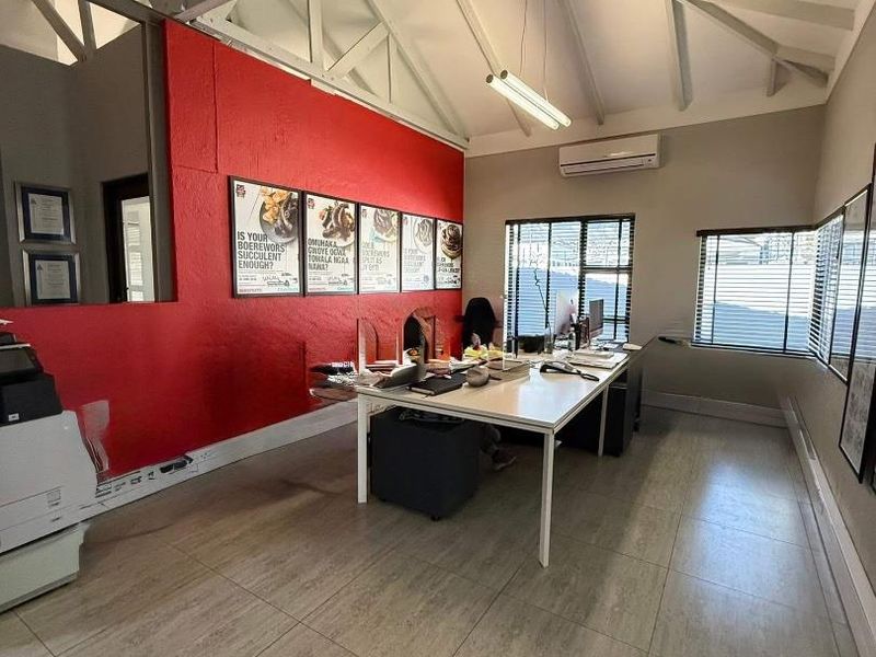 Eros- For Sale- N$12 500 000 - Photo 10