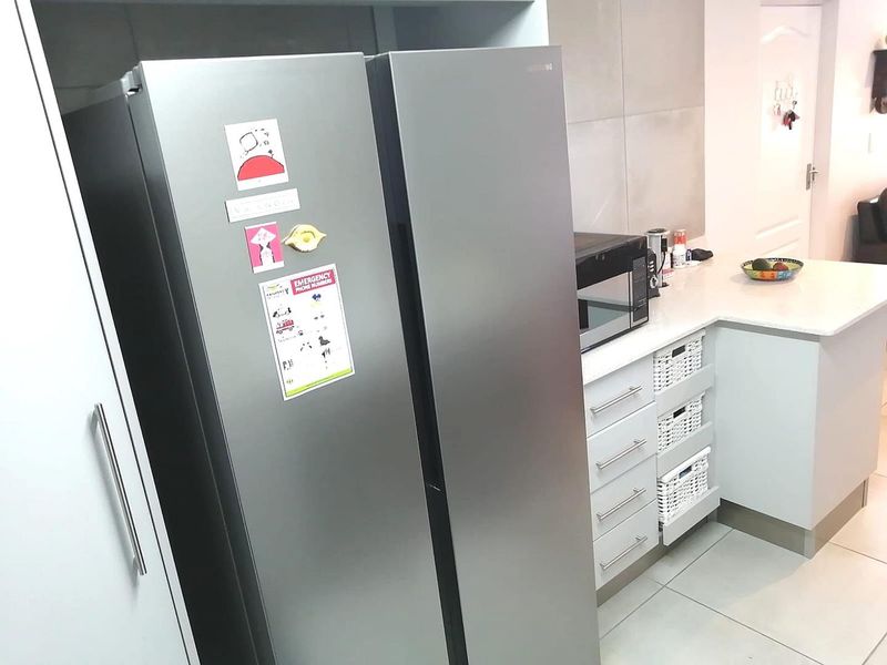 Neat apartment for sale in Island View - Photo 6