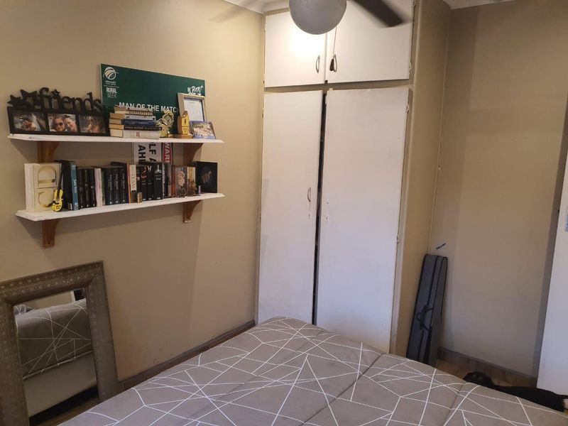 Modern 2-Bedroom Rental in Birdswood with Jacuzzi - Photo 5