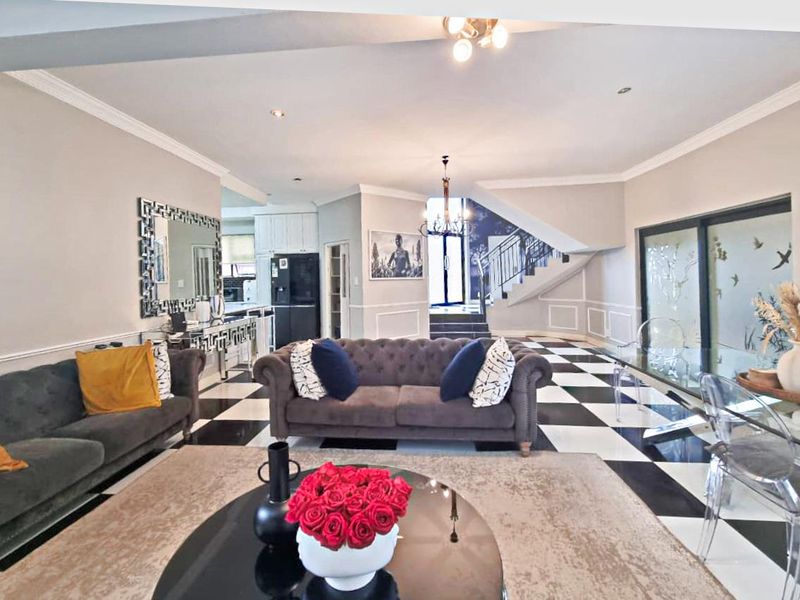 PREPARE TO BE ENVIED. - Photo 6