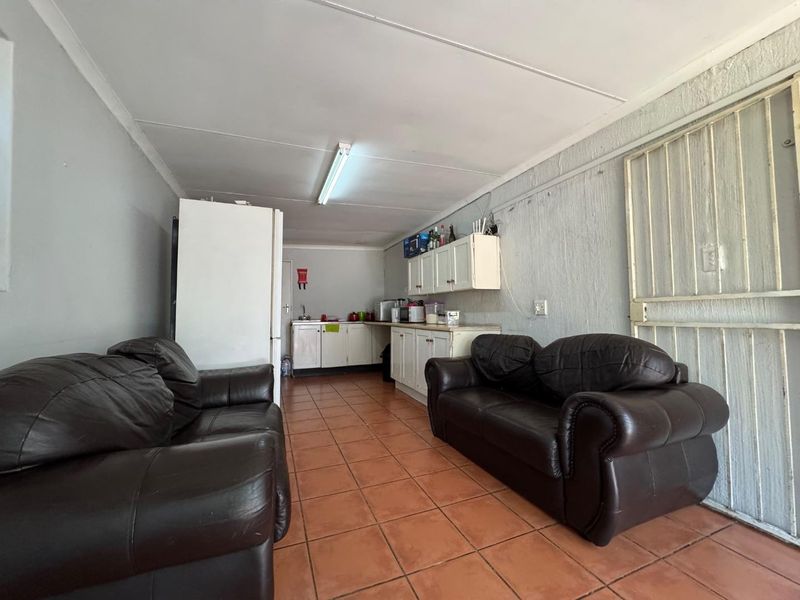 Prime Investment Commune Near UP – Walk to Campus - Photo 6