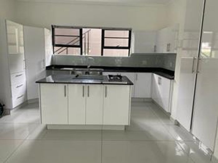 Property #2448596, Apartment For Sale in Palm Lakes Estates