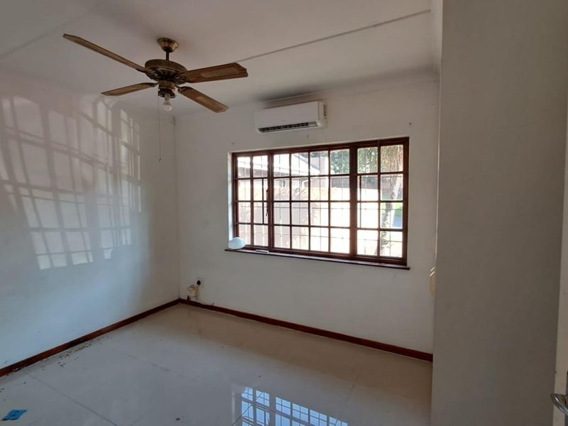 Inviting 2-Bedroom Simplex in Serene Arboretum, Richards Bay - Photo 4