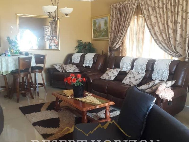 Swakopmund ,Tamariskia | Large Family Home with Granny Flat For Sale - Photo 8