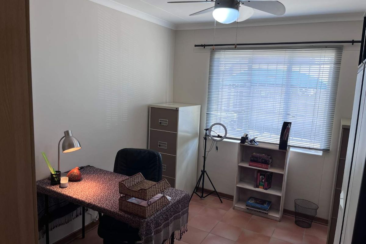 FULLY FURNISHED TOWNHOUSE Available for Rent - Photo 5