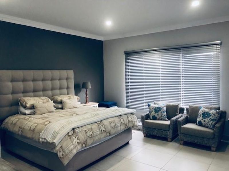 Perfect Oasis Bargain - Photo 5