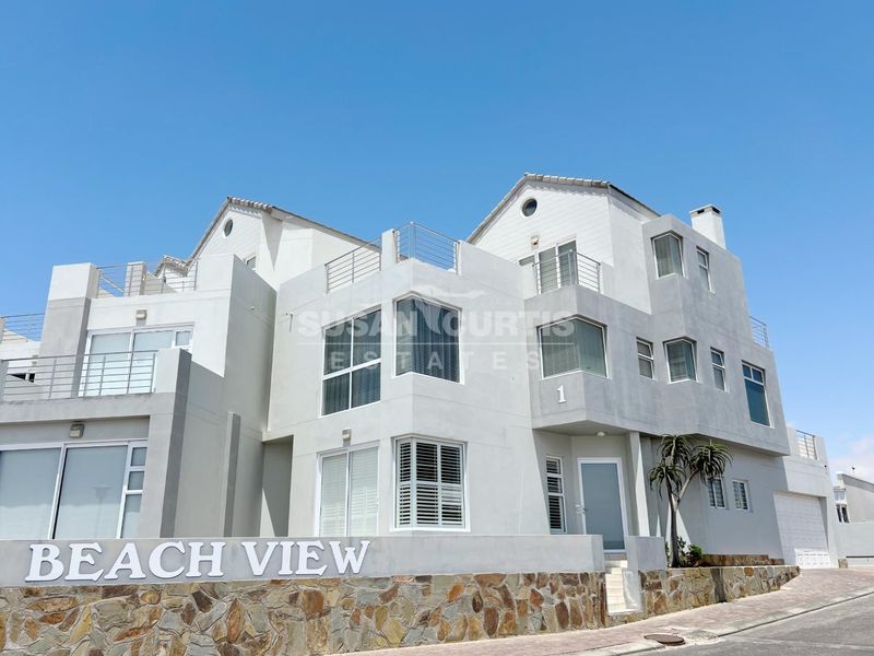 BEACHFRONT HOME - Photo 2