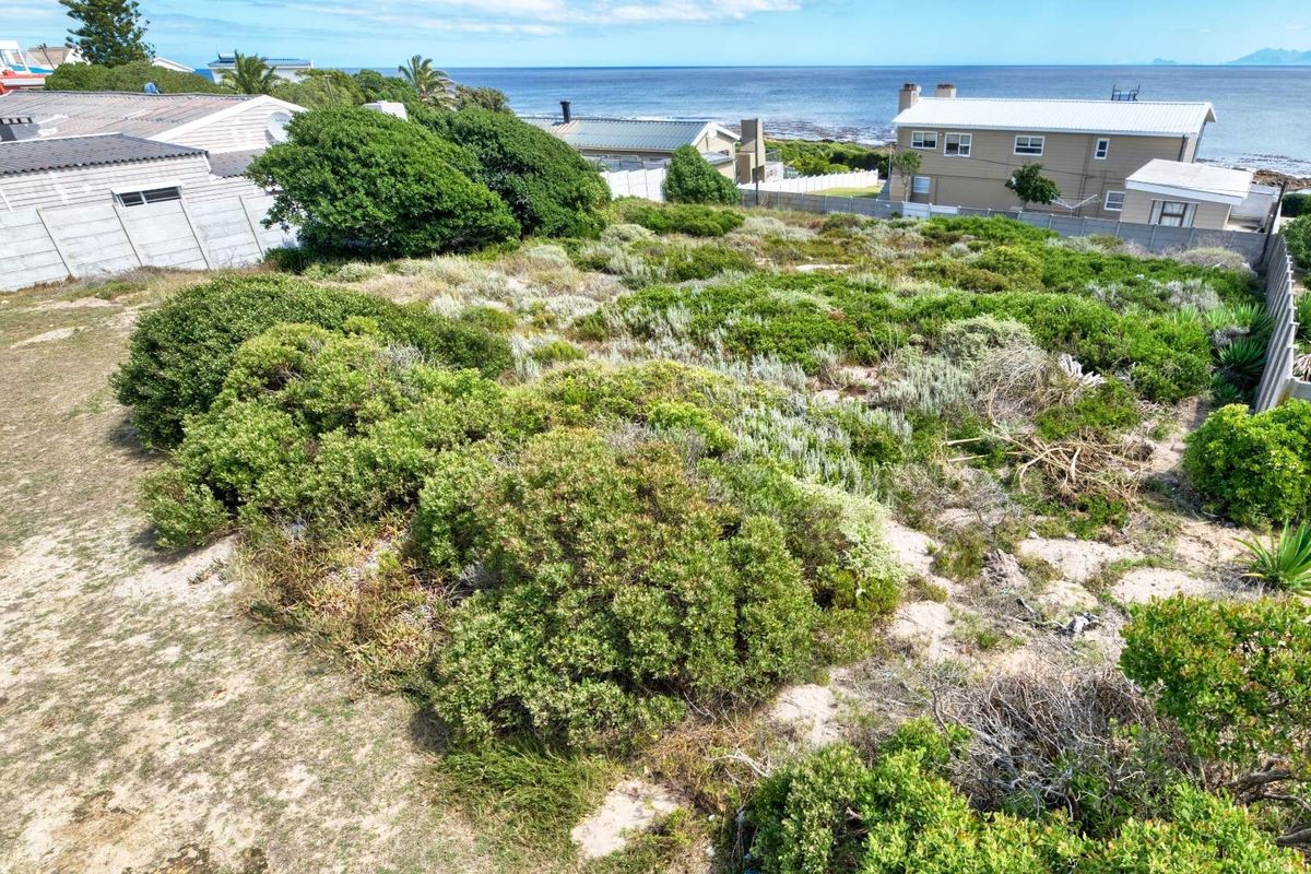 Scenic Vacant Stand on road away from the shoreline - Photo 3