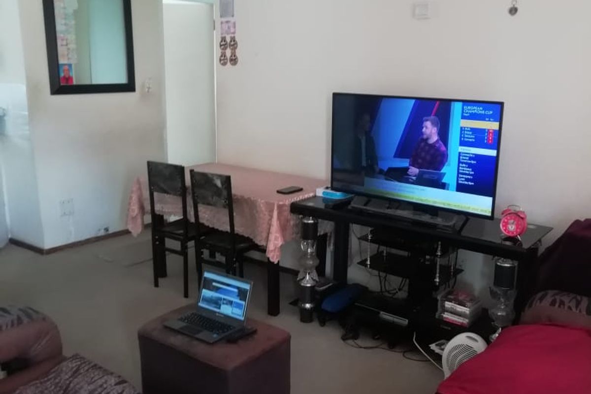 2 Bedroom Apartment / Flat for Sale in Lakefield - Photo 4