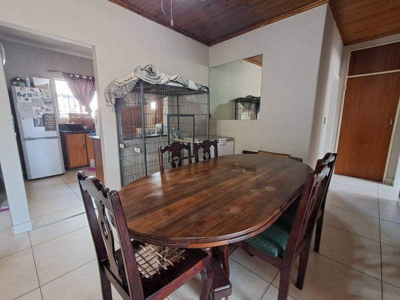 3 Bed, 2 bath House, East Lynne - Photo 5