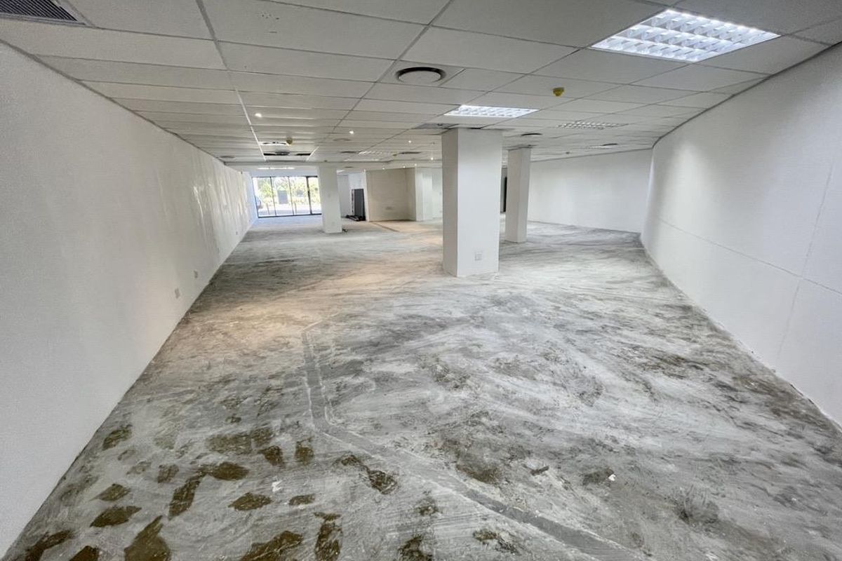 Premium Retail Space To Let – Sunningdale Centre - Photo 5