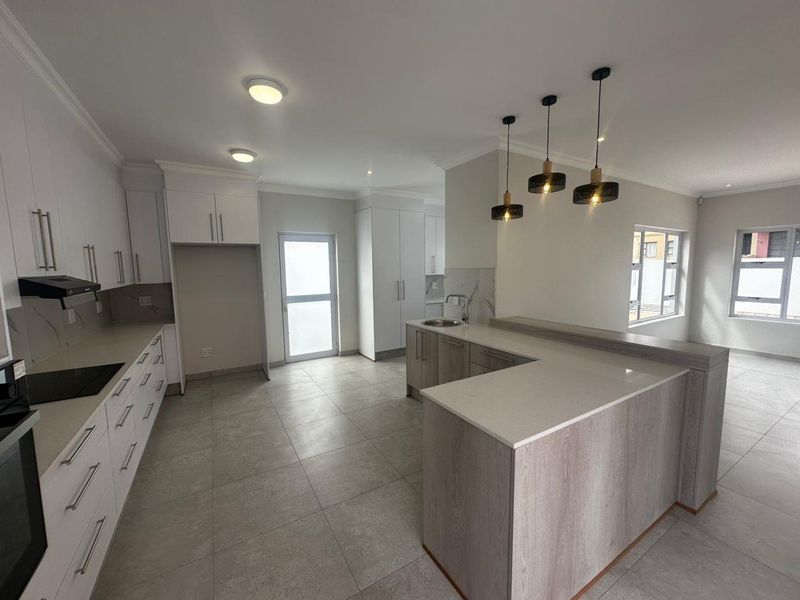 Beautiful House For Sale - Swakopmund - Photo 4