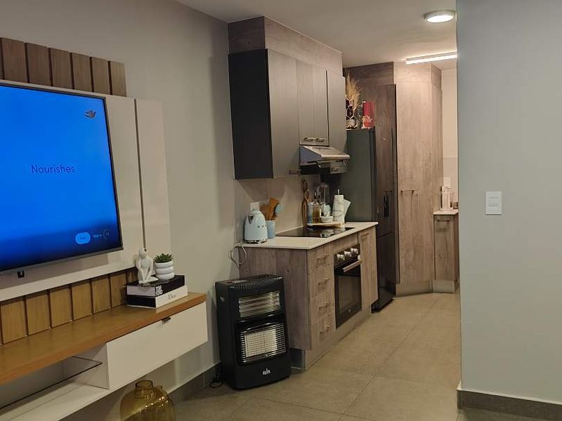 Modern 2 bedroom home in Secure Estate - Photo 9