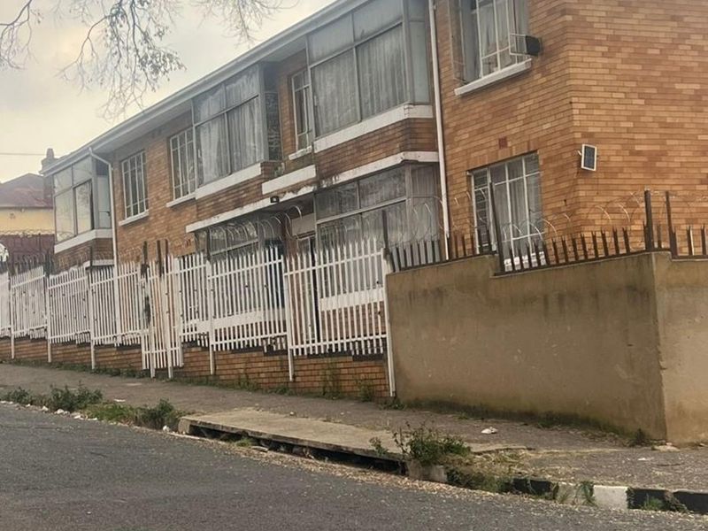 Commercial Property For Sale in Johannesburg. - Photo 4