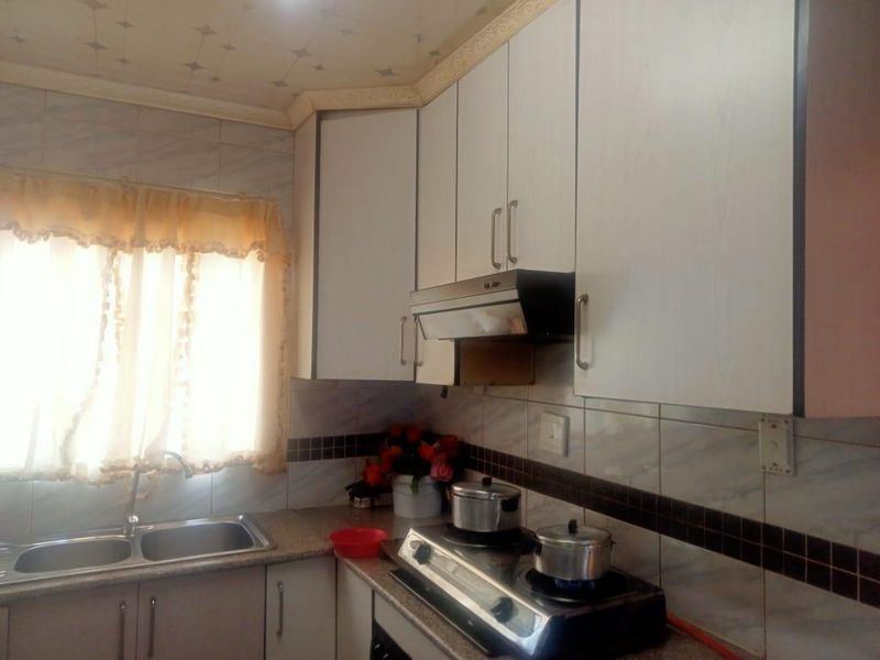 Apartment for Sale in Newcastle Central. - Photo 7