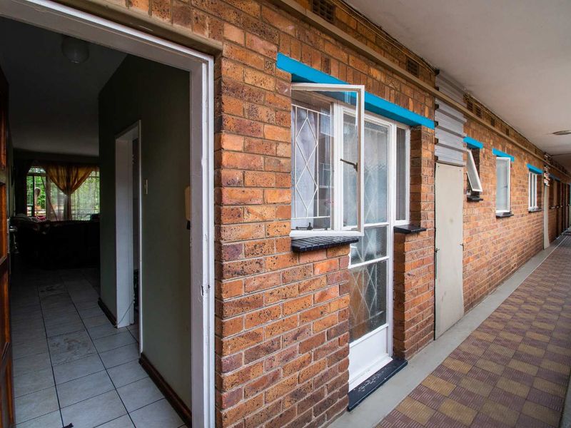 2 Bedroom Apartment for Sale in Benoni CBD - Photo 5