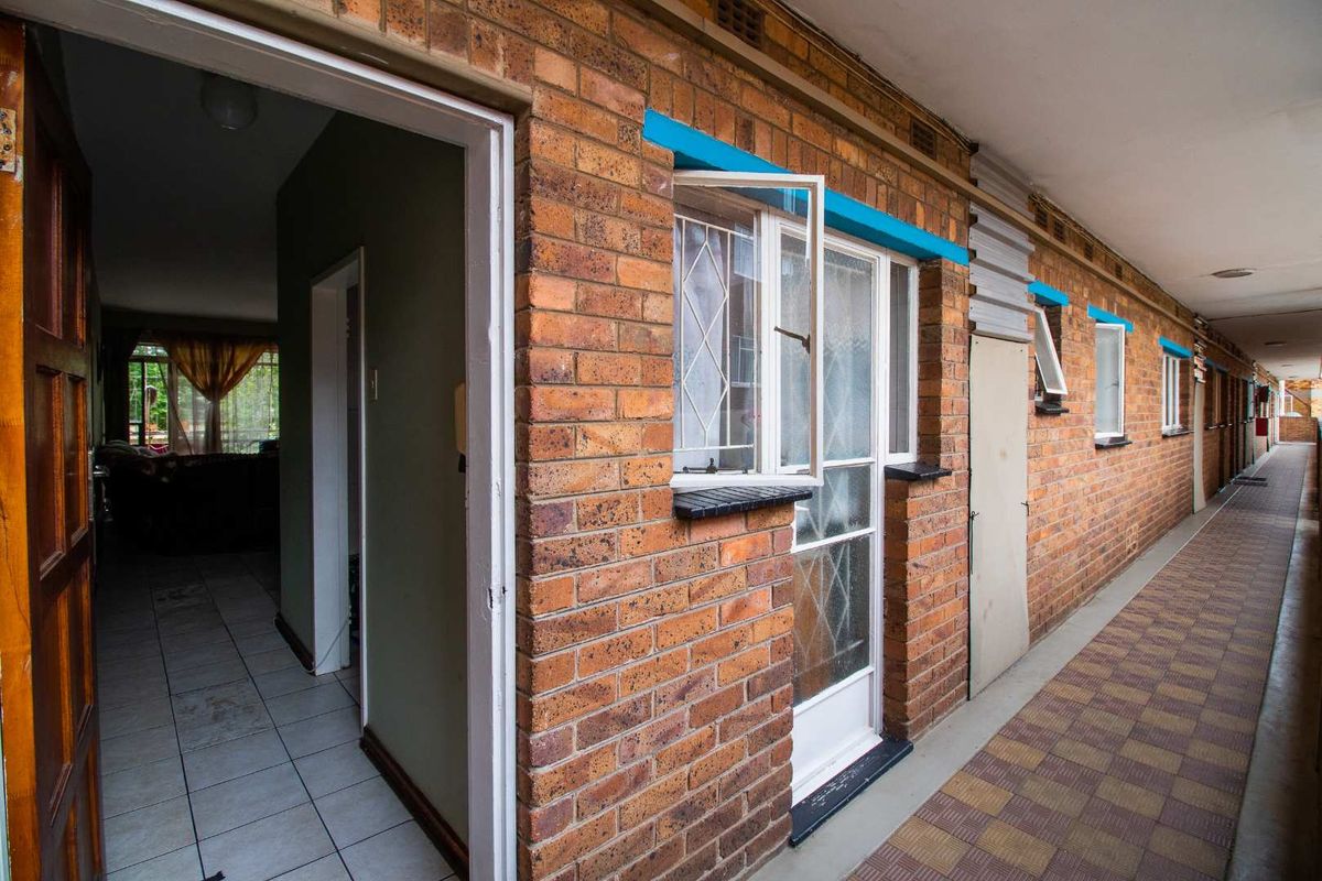2 Bedroom Apartment for Sale in Benoni CBD - Photo 5